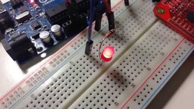 Распознавание голоса на Arduino, Elechouse Voice Recognition Module смотреть онлайн