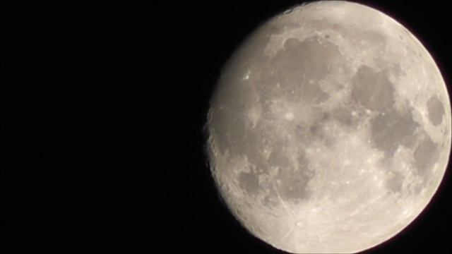 Moon Zoom! - Panasonic HDC-SD60 - 1500x Digital Zoom Test смотреть онлайн