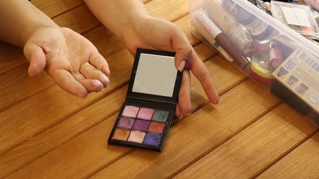 РАСХЛАМЛЕНИЕ ТЕНЕЙ/часть 5/ВЫБРАСЫВАЮ КОСМЕТИКУ смотреть онлайн