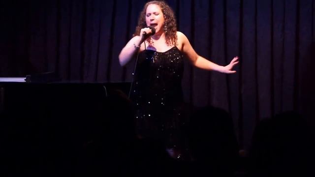 Shana Sisk sings Jackie Hoffman's "Shavuoth" aka Shavuos смотреть онлайн