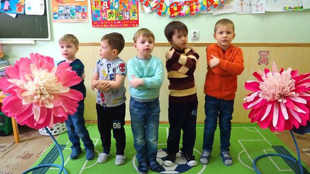 Поздравление с 8 марта 2019 (Юлия Сергеевна, 9 группа) смотреть онлайн