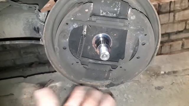 Замена задних барабанных тормозов на дисковые тормоза. смотреть онлайн