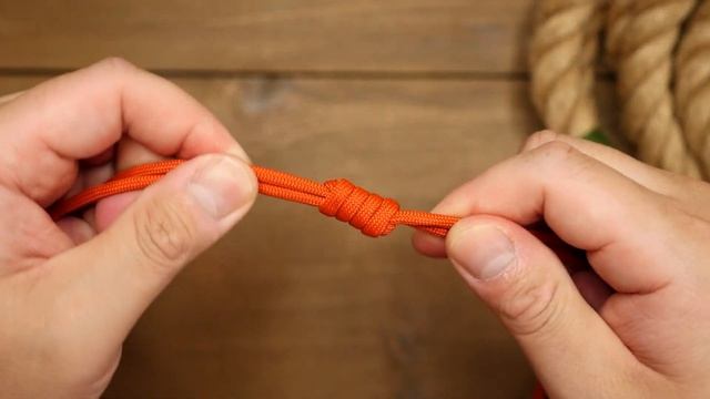GET A GRIP! Adjustable Paracord Knife Lanyard | TUTORIAL смотреть онлайн