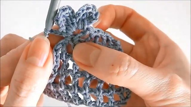 Простой летний ажурный узор крючком Цветы на филейной сетке смотреть онлайн