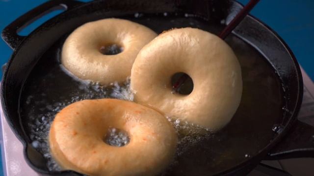 No Oven ? RAINBOW Sprinkle Doughnuts ? Sprinkle Rainbow On The Donuts! A Beautiful Donut Is Born. смотреть онлайн