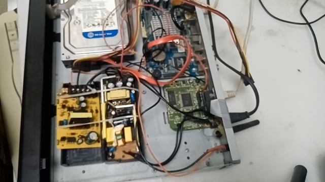 ремонт видеорегистратора h264 network dvr (hi3521) устройство все в одном и как это работает? смотреть онлайн