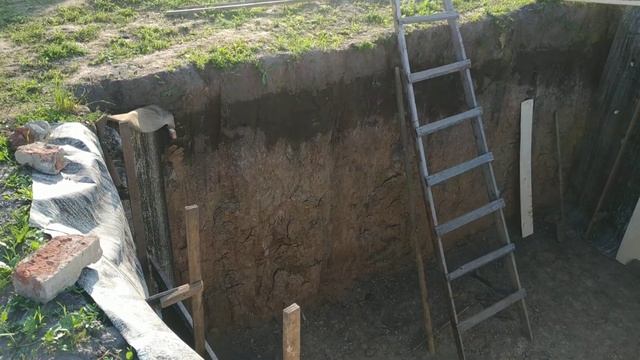 Начало строительства подвала из опилкобетона смотреть онлайн