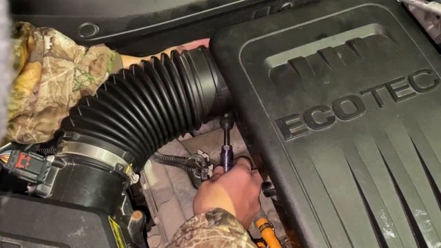 How To Use An Inline Ignition Spark Tester смотреть онлайн
