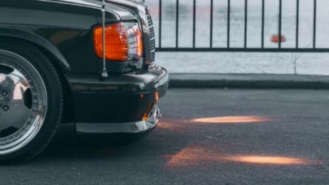 Mercedes Benz W126 V8 560SE смотреть онлайн