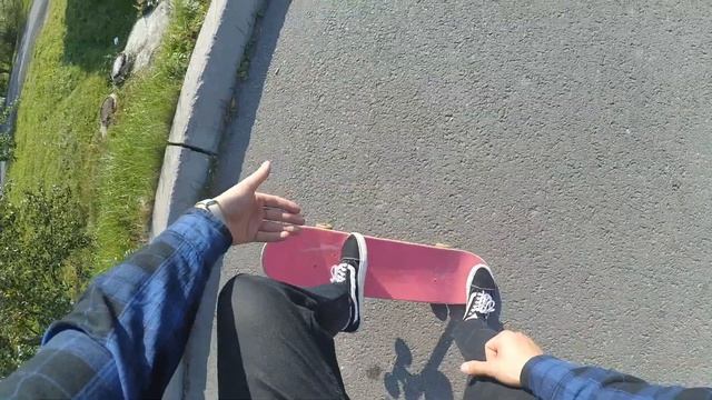 САМЫЙ ПРОСТОЙ ТРЮК НА СКЕЙТЕ (КАК СДЕЛАТЬ ОЛЛИ) скейтбординг от первого лица смотреть онлайн