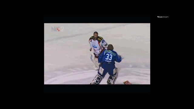 Chiodo vs. Kristan (Medvescak Zagreb - EC KAC 06.03.2012) смотреть онлайн