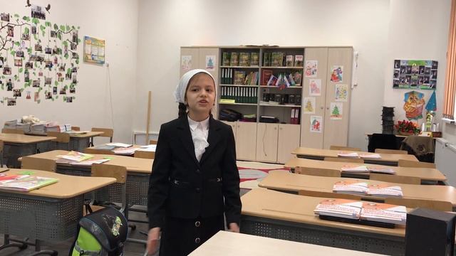 Страна читающая Курбанова Хеда ученица 4 класса "Что такое хорошо и что такое плохо?"В.В.Маяковский смотреть онлайн