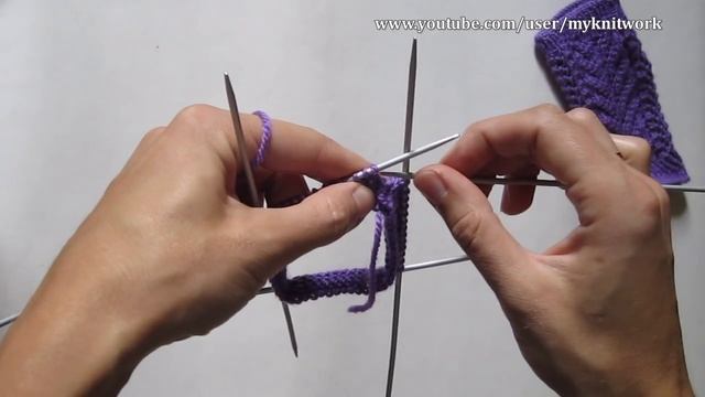 Вязание спицами. Вяжем ажурные митенки. Knitting fishnet fingerless gloves. Часть 1. смотреть онлайн