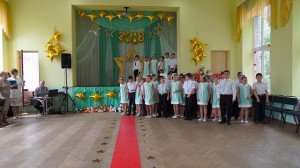 Захватывающий  танец с учителем на выпускном в 4 классе