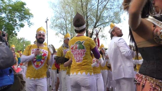 Moscow Samba Fest 2017. Карнавальное шествие. Часть 1. Измайловский парк 28.05.2017 смотреть онлайн
