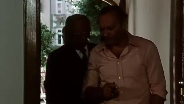 Derrick Staffel 1, Folge 4  Mitternachtsbus (12.01.1975)