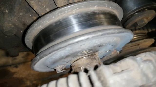 Как снять вискомуфту (термомуфту ) ФОРД ТРАНЗИТ 2.5 ДИЗЕЛЬ легко и быстро. смотреть онлайн