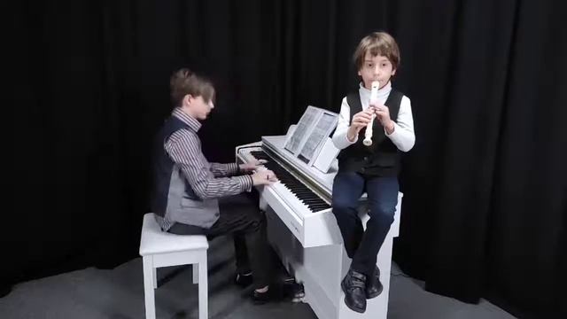 Колядка №40: «Jingle Bells» -Piano and Flute Block - Юрій та Владислав Кохан - Duet (Christmas song смотреть онлайн