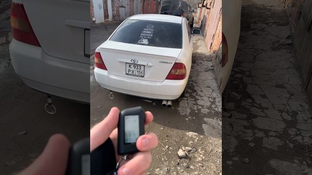 Открытие багажника с брелка TOYOTA corolla 120 смотреть онлайн