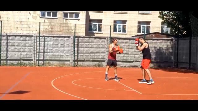 Тренування з боксу. Чудовий день. 5 смотреть онлайн