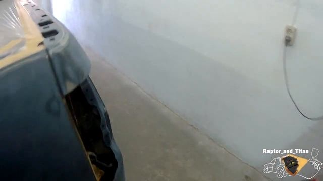 Покраска Toyota Tundra сверхпрочным покрытием Raptor U-pol в черный цвет