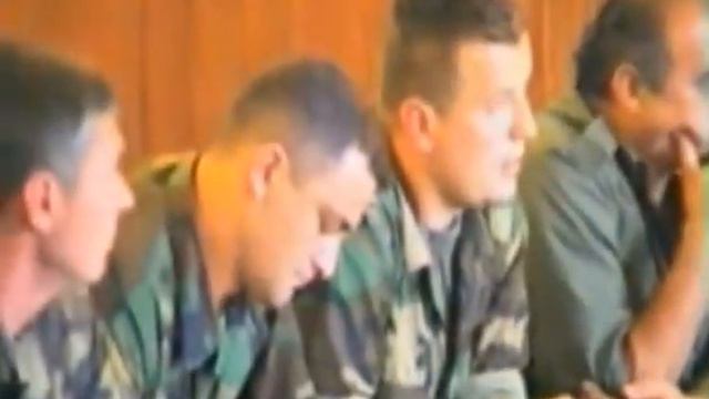 Sastanak generala Ante Gotovine s zapovjednicima u Kninu (opširnija snimka) - 6.8.1995 смотреть онлайн