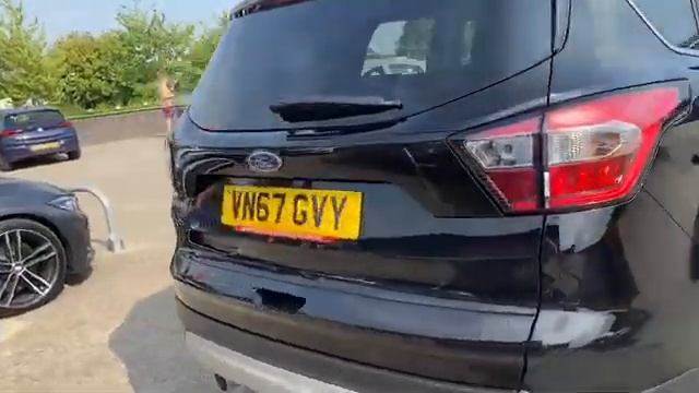 Closer Look - Ford Kuga Titanium смотреть онлайн