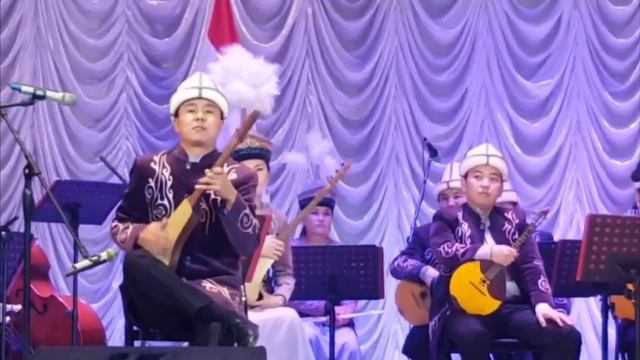 Улукбек Эркалиев "Кара-Өзгөй" авт Н. Борошев смотреть онлайн