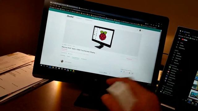 First Look Elecrow 15.6" 1920 x 1080 Touchscreen Portable Display смотреть онлайн