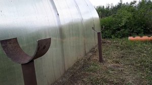 Лучшая грядка для клубники . Клубника в трубе . Эксперимент Часть 2 ?