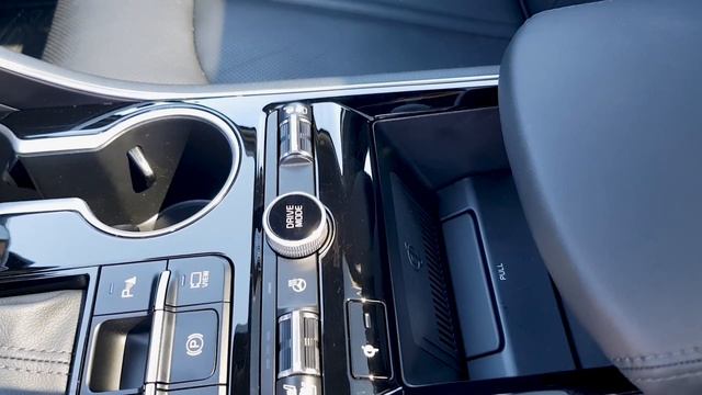 Kia K5 III 2021 смотреть онлайн