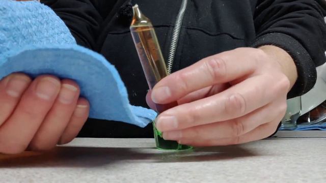 Betargin. How To Open Glass Capsules.