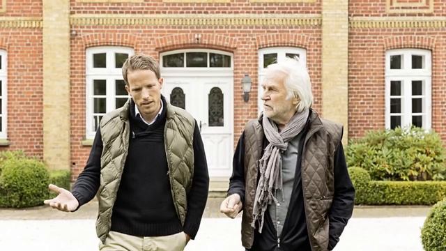 Получив анализ ДНК, Два друга удивлённо посмотрели друг на друга. И мужчина похожий на них сказал смотреть онлайн