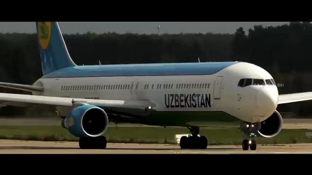 Резвый взлет с коротким разбегом. Boeing 767-33P(ER) Uzbekistan Airways
