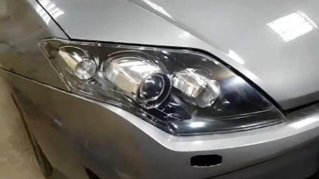 Renault Laguna. Замена линз на биксеноновые линзы Hella R с сохранением функции адаптива. смотреть онлайн