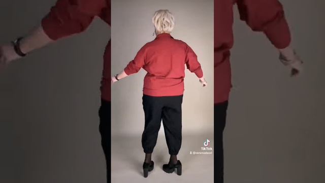 #мода #женскаяодежда #стильнаяодежда #стиль #большиеразмеры #стильныйобраз #брюки #штаны #батал смотреть онлайн