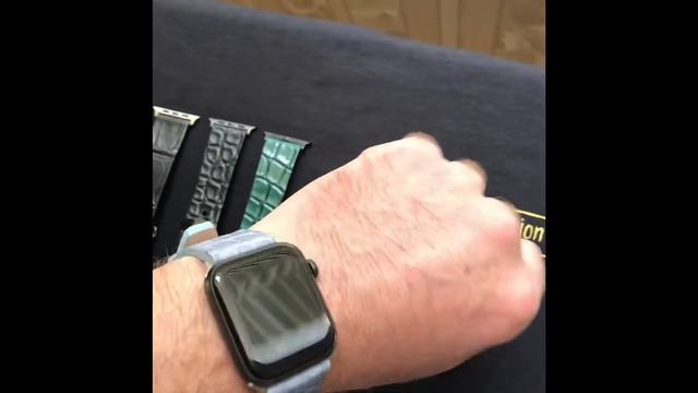 Ремешок для Apple Watch из натуральной кожи Крокодила 01AW032 смотреть онлайн