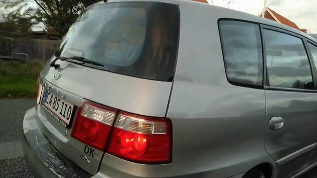 Kia Carens Modelår 2005, Benzin