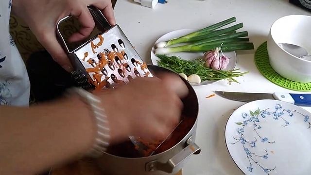 ЛАЙФХАК . ГОТОВЛЮ ВКУСНЫЙ САЛАТ смотреть онлайн