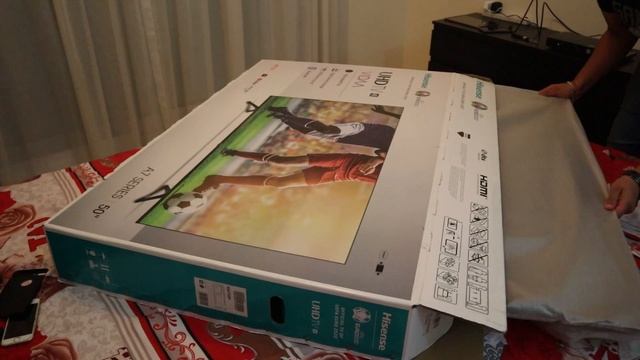 Unboxing Cheapest 4K UHD 50' Inch Smart TV смотреть онлайн