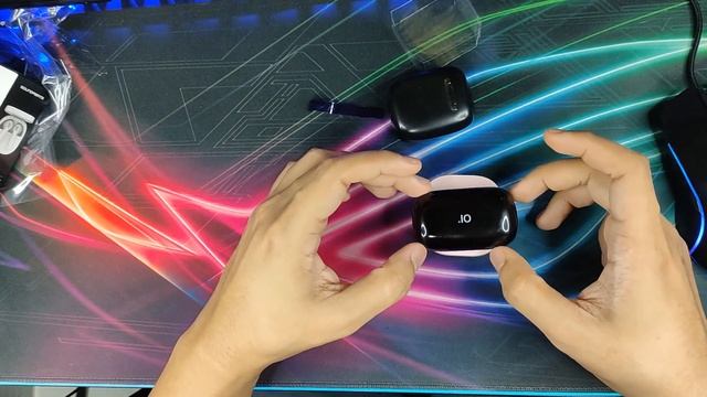 SoundPeats TrueAir 2 - Thumping Bass - Unboxing and first impression смотреть онлайн