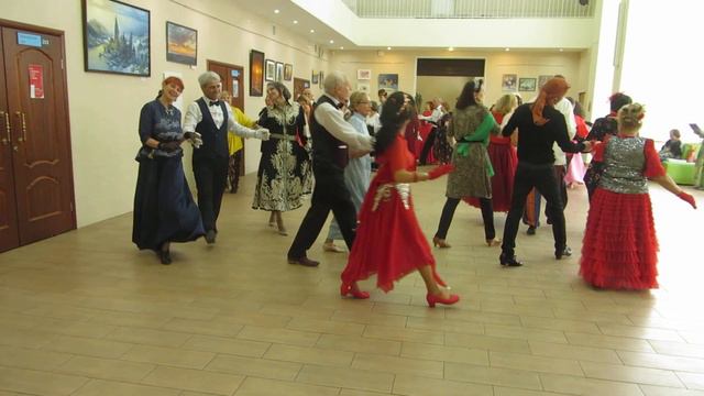 Полька Па де Труа. Бал "Восточные сказки" в КЦ "Зодчие" 18 февраля 2024 г. смотреть онлайн