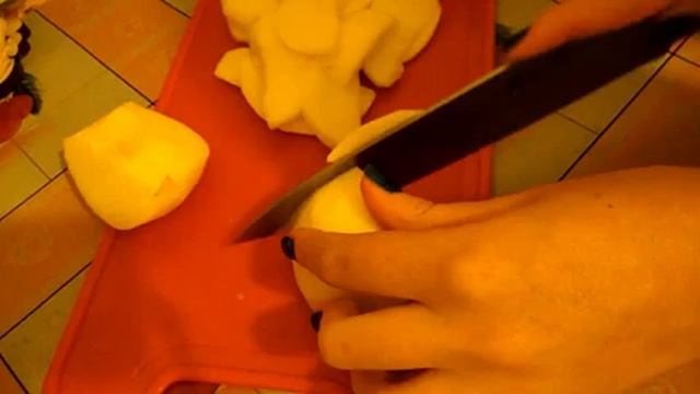 ВКУСНАЯ ШАРЛОТКА С ЯБЛОКАМИ В МУЛЬТИВАРКЕ ? РЕЦЕПТ ШАРЛОТКИ !!!! смотреть онлайн