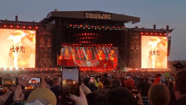 Bring Me The Horizon - Download Fest Opener + 'AmEN!' смотреть онлайн