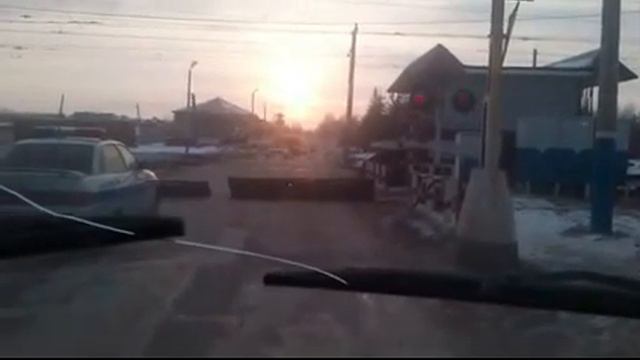 Абдулино,переезд,полиция.mp4 смотреть онлайн