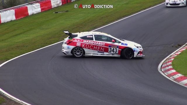Nordschleife Spin / Near Crash Opel Astra OPC - Nürburgring смотреть онлайн