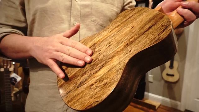 Leolani Spalted Mango Tenor Ukulele Demo by UKE Republic смотреть онлайн
