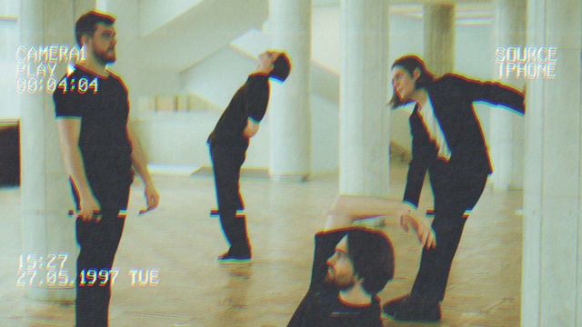 Рука в руке | Official audio ("Приручи Сомнения") смотреть онлайн