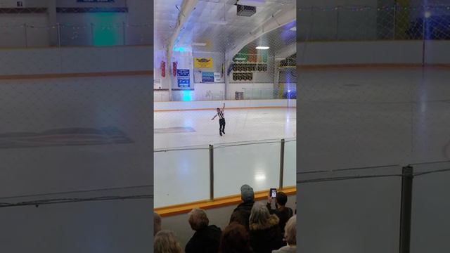 Elvis stojko in Logan lake bc смотреть онлайн