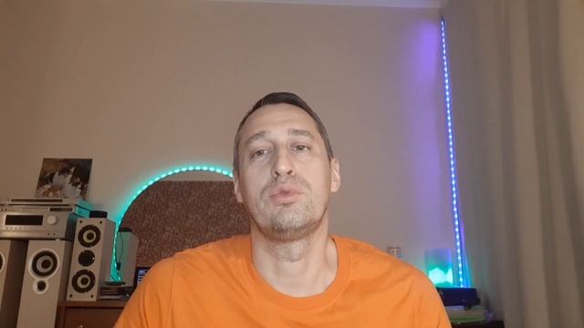 DAY 1889 _ удобное использование печки на дровах в умном доме... смотреть онлайн